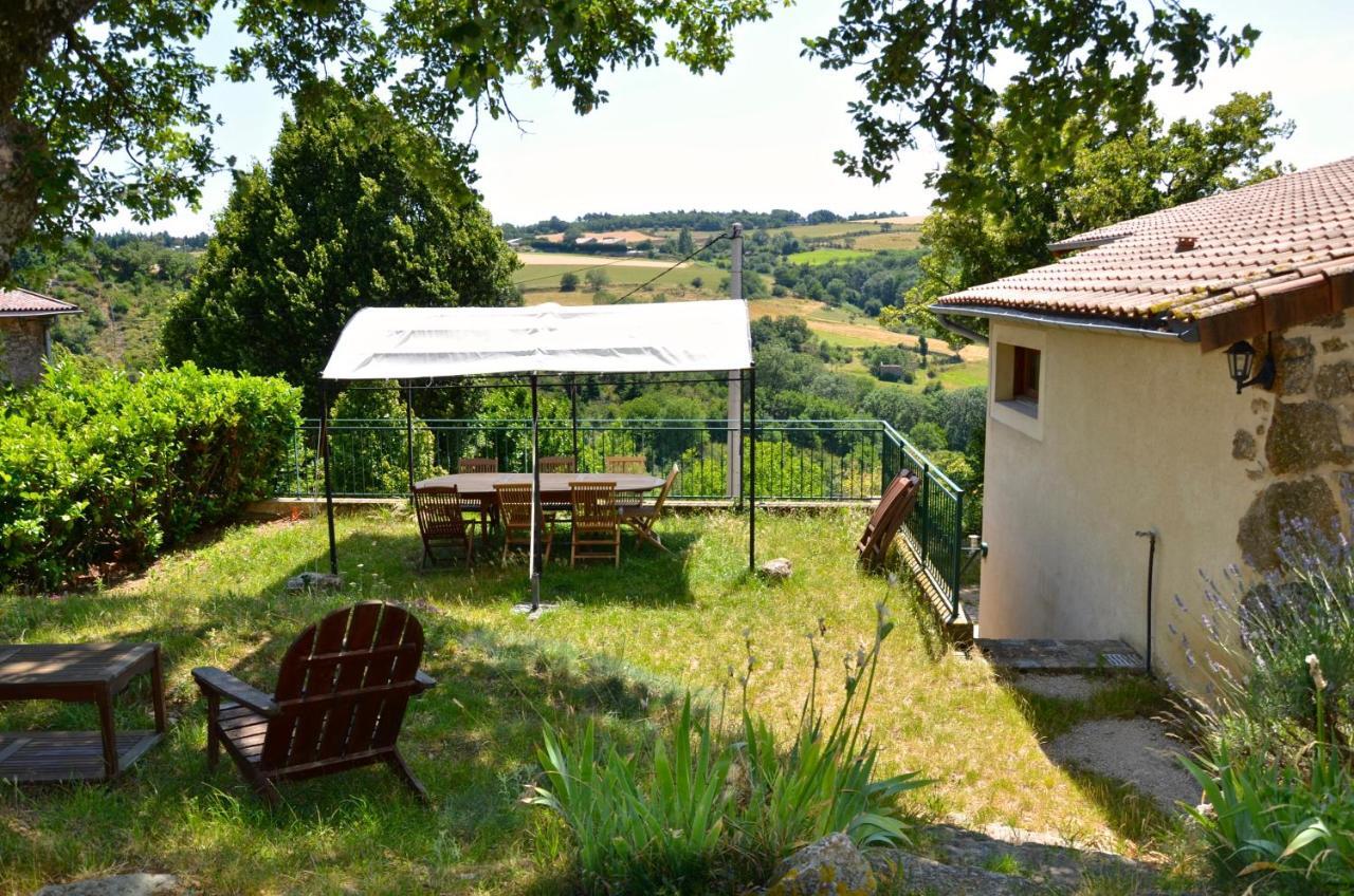 Gites Le Chene & Le Tilleul Saint-Romain-de-Lerps Room photo