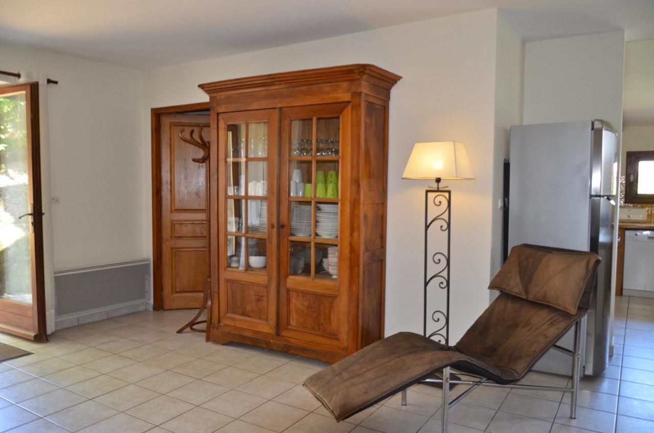 Gites Le Chene & Le Tilleul Saint-Romain-de-Lerps Room photo