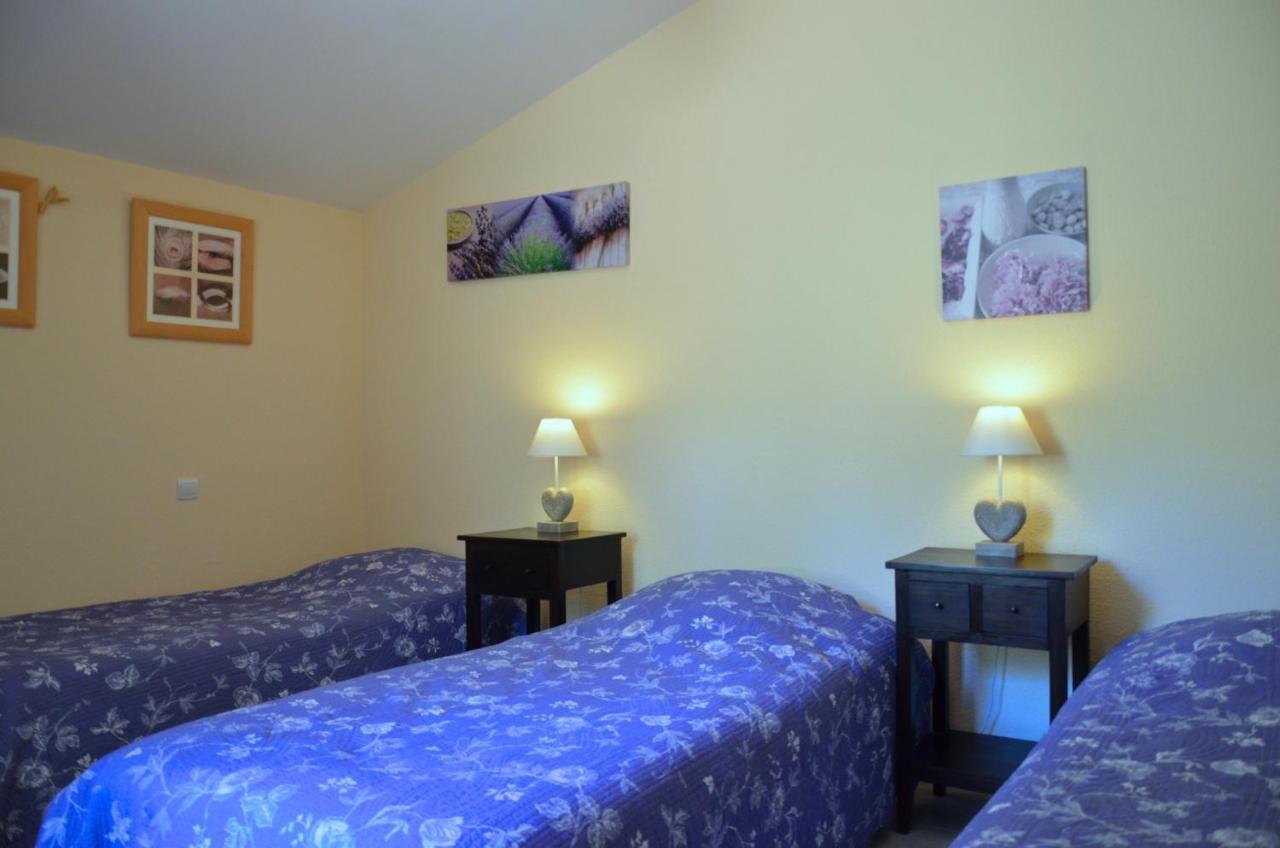 Gites Le Chene & Le Tilleul Saint-Romain-de-Lerps Room photo